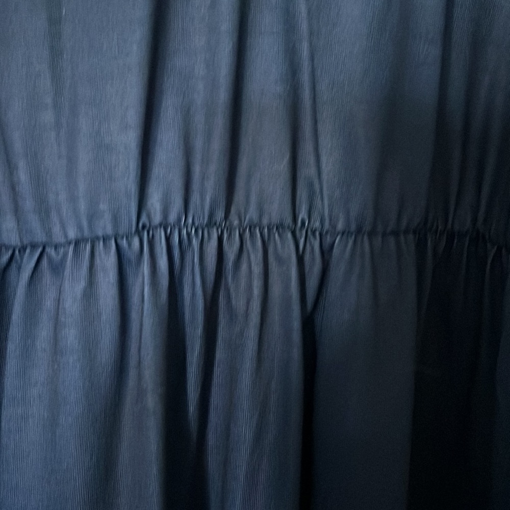 Dress - Picture 6 of 8